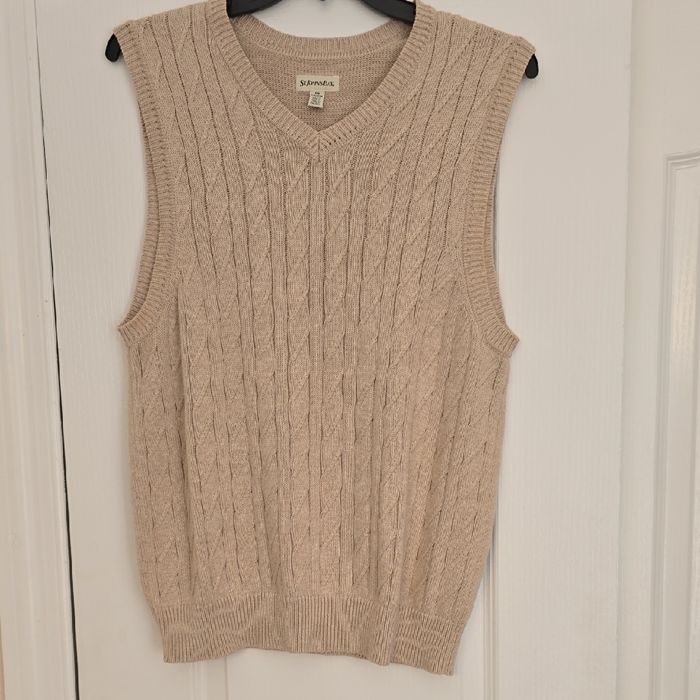 St. John's Bay Men's V-Neck Beige Sweater Vest